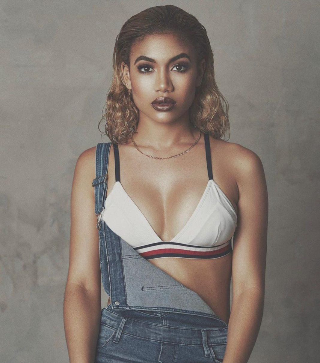 51 Paige Hurd Nude Pictures Which Makes Her An Enigmatic Glamor Quotient 253