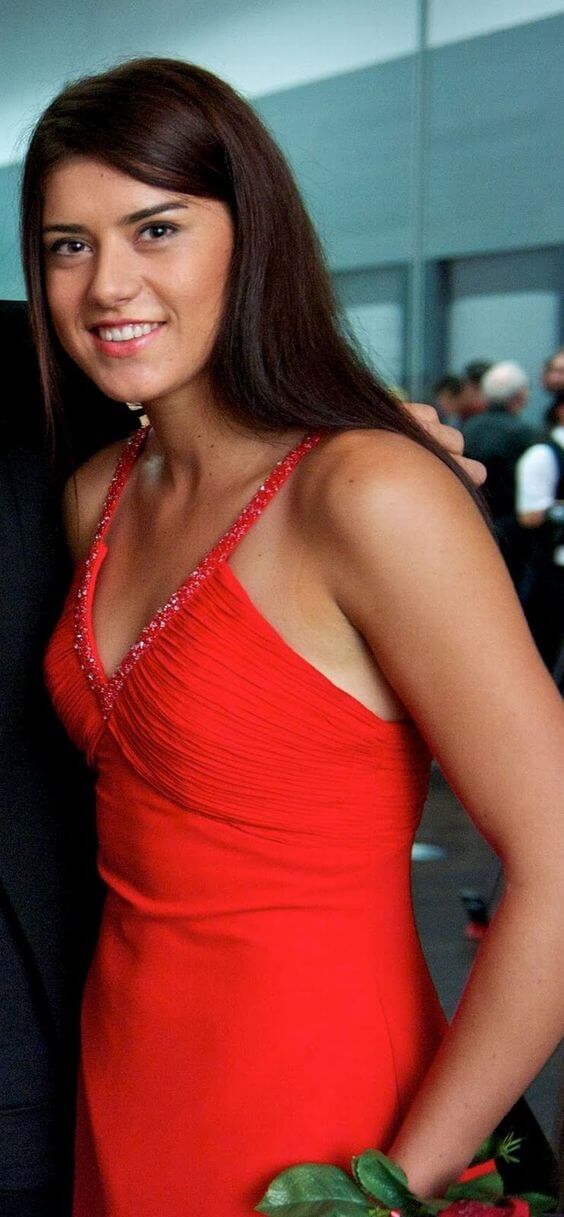 51 Sexy Sorana Cirstea Boobs Pictures Will Expedite An Enormous Smile On Your Face 150