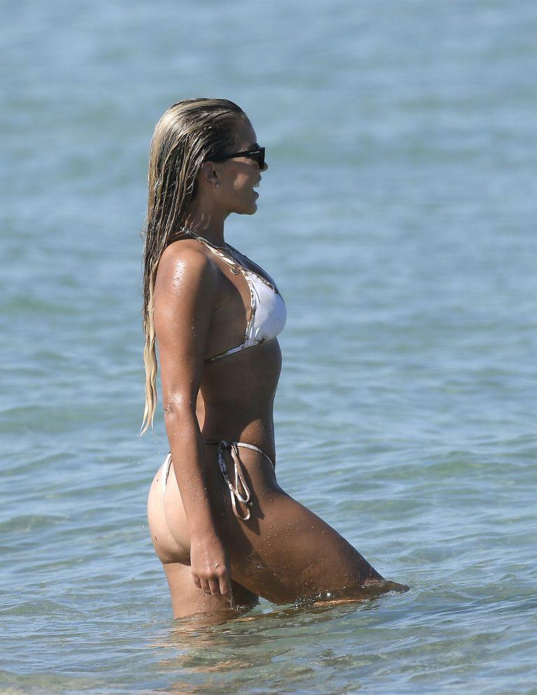 Sylvie Meis Shows Off Her Bikini Body (21 Pics) 37