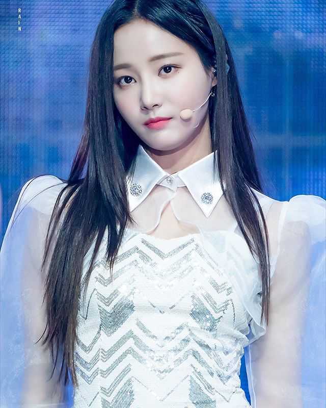 51 Hottest Yeonwoo Big Butt Pictures Which Will Make You Succumb To Her 23