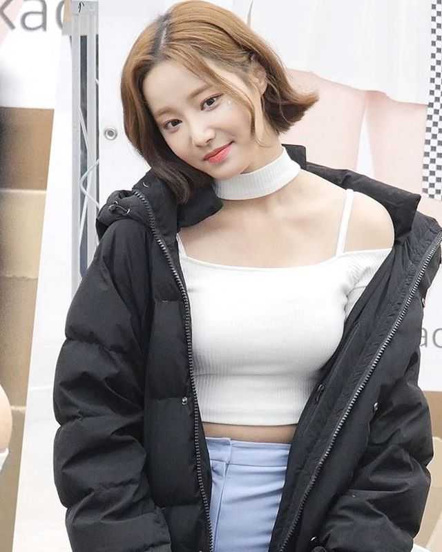 51 Hottest Yeonwoo Big Butt Pictures Which Will Make You Succumb To Her 13