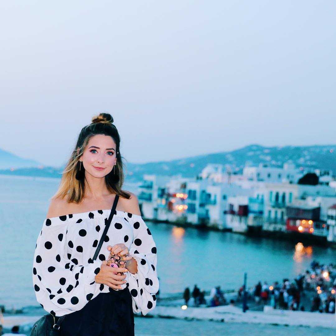 51 Sexy Zoella Boobs Pictures Are Paradise On Earth 794