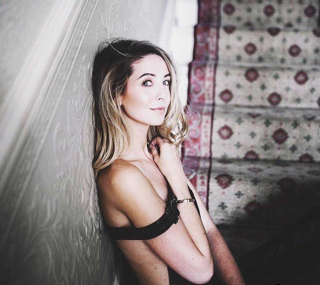 51 Sexy Zoella Boobs Pictures Are Paradise On Earth 807