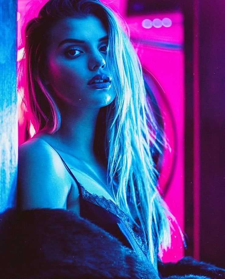 51 Sexy Alissa Violet Boobs Pictures Are An Embodiment Of Greatness 17