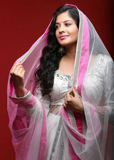 Shivada Tamil Actress New Pics 8