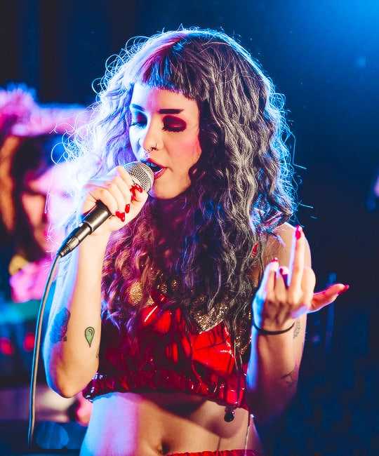 51 Hottest Melanie Martinez Big Butt Pictures That Will Make Your Heart Pound For Her 32