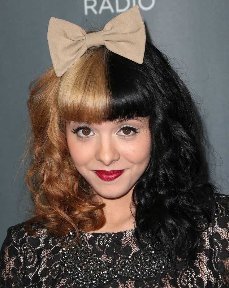 51 Hottest Melanie Martinez Big Butt Pictures That Will Make Your Heart Pound For Her 22