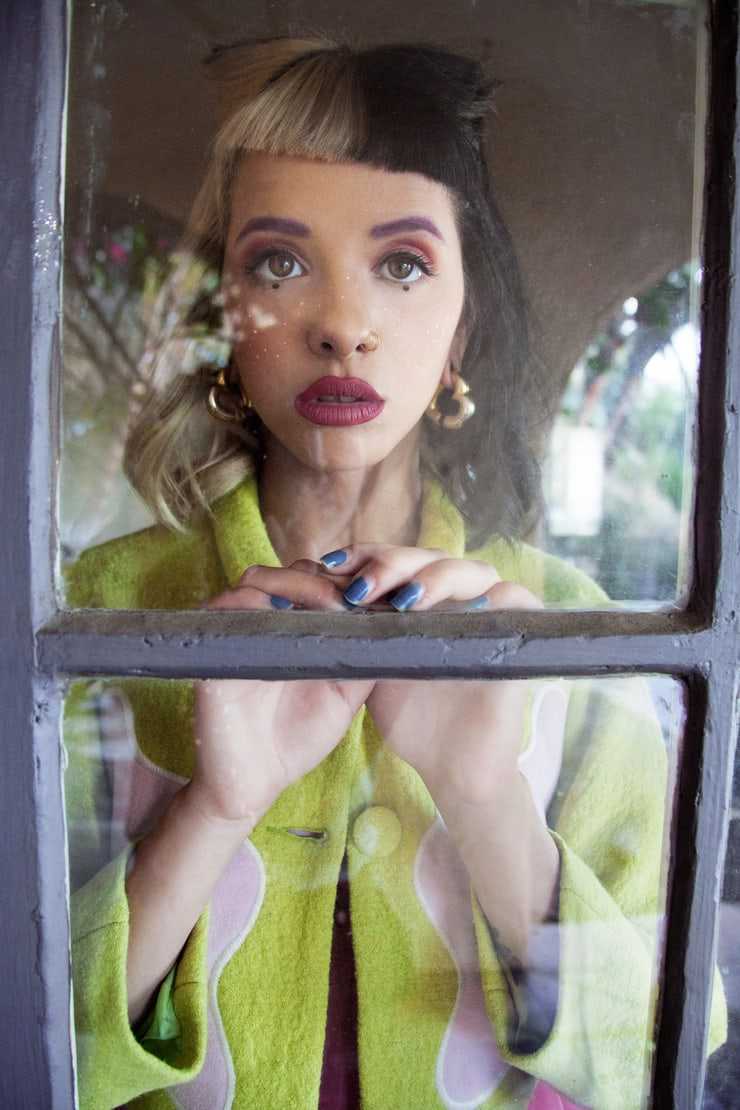 51 Hottest Melanie Martinez Big Butt Pictures That Will Make Your Heart Pound For Her 366