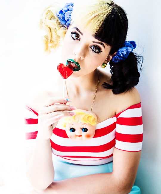 51 Hottest Melanie Martinez Big Butt Pictures That Will Make Your Heart Pound For Her 294