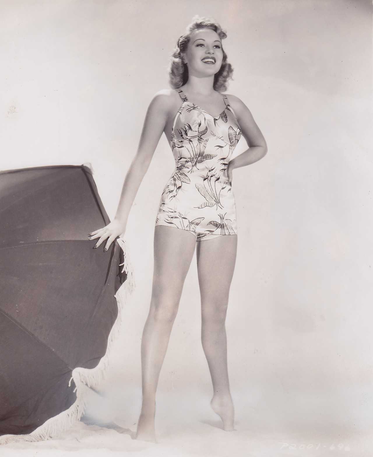 51 Hottest Betty Grable Bikini pictures Are An Embodiment Of Greatness 41