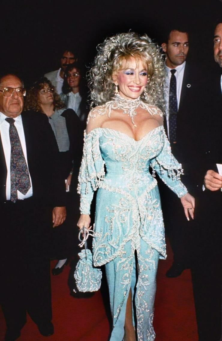 51 Hottest Dolly Parton Bikini Pictures Are Paradise On Earth 134