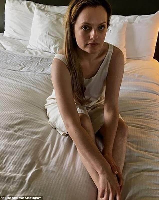 60+ Sexy Elisabeth Moss Boobs Pictures Are Absolutely Mouth-Watering 31. 