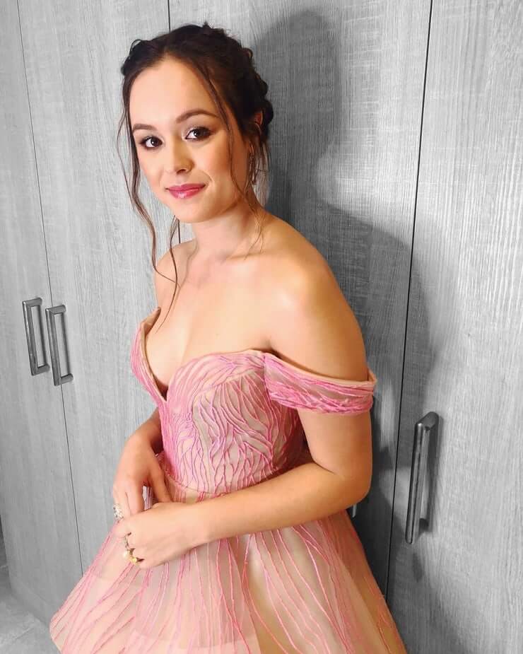 51 Sexy Hayley Orrantia Boobs Pictures Are Simply Excessively Enigmatic 187