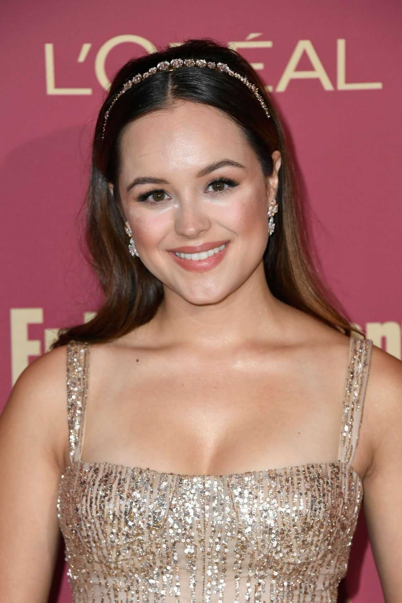 51 Sexy Hayley Orrantia Boobs Pictures Are Simply Excessively Enigmatic 13