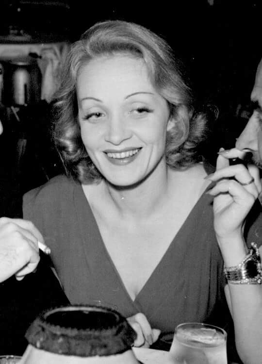 51 Hottest Marlene Dietrich Bikini Pictures That Are Essentially Perfect 6