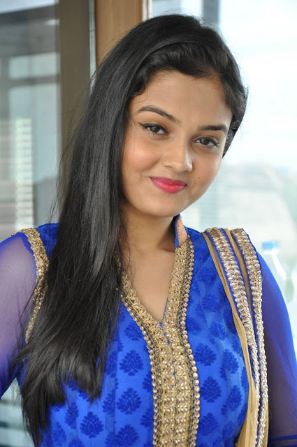 Telugu Actress Pragathi Latest Cute Image Gallery 4