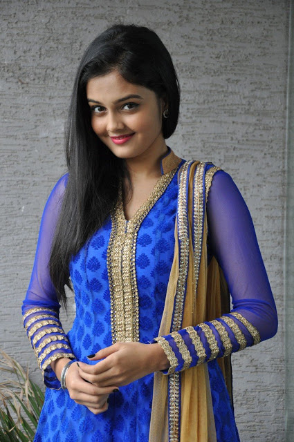 Telugu Actress Pragathi Latest Cute Image Gallery 15