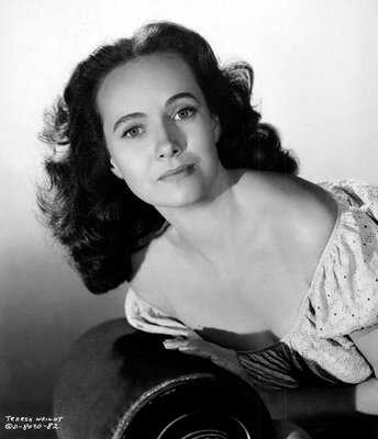51 Hottest Teresa Wright Bikini Pictures Are Hot As Hellfire 33