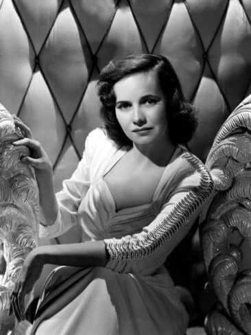 51 Hottest Teresa Wright Bikini Pictures Are Hot As Hellfire 177