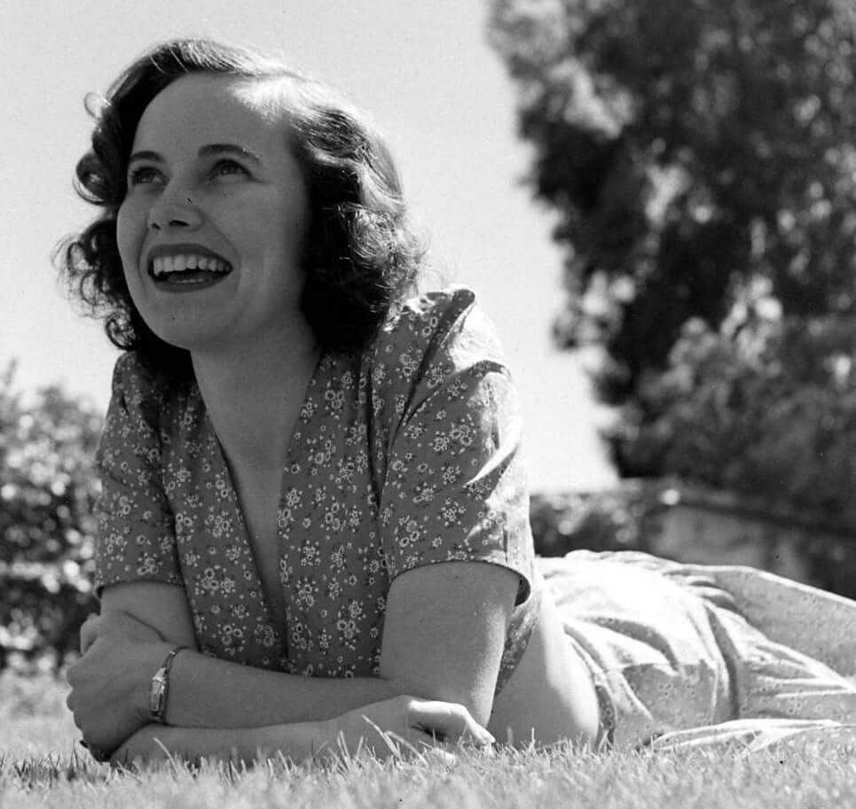 51 Hottest Teresa Wright Bikini Pictures Are Hot As Hellfire 15
