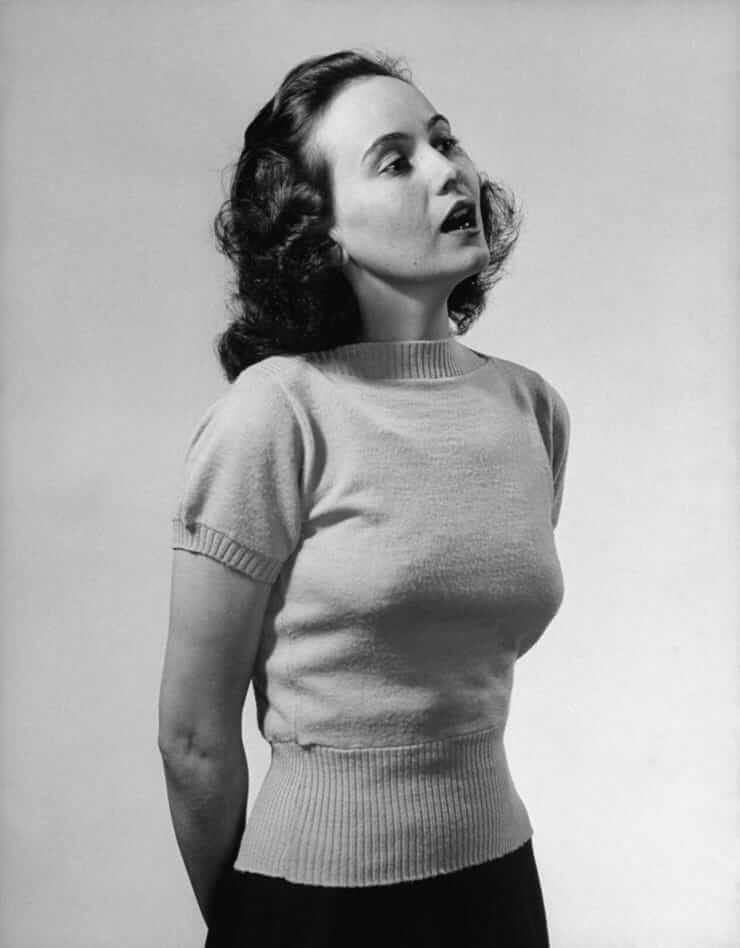 51 Hottest Teresa Wright Bikini Pictures Are Hot As Hellfire 13