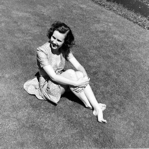 51 Hottest Teresa Wright Bikini Pictures Are Hot As Hellfire 46