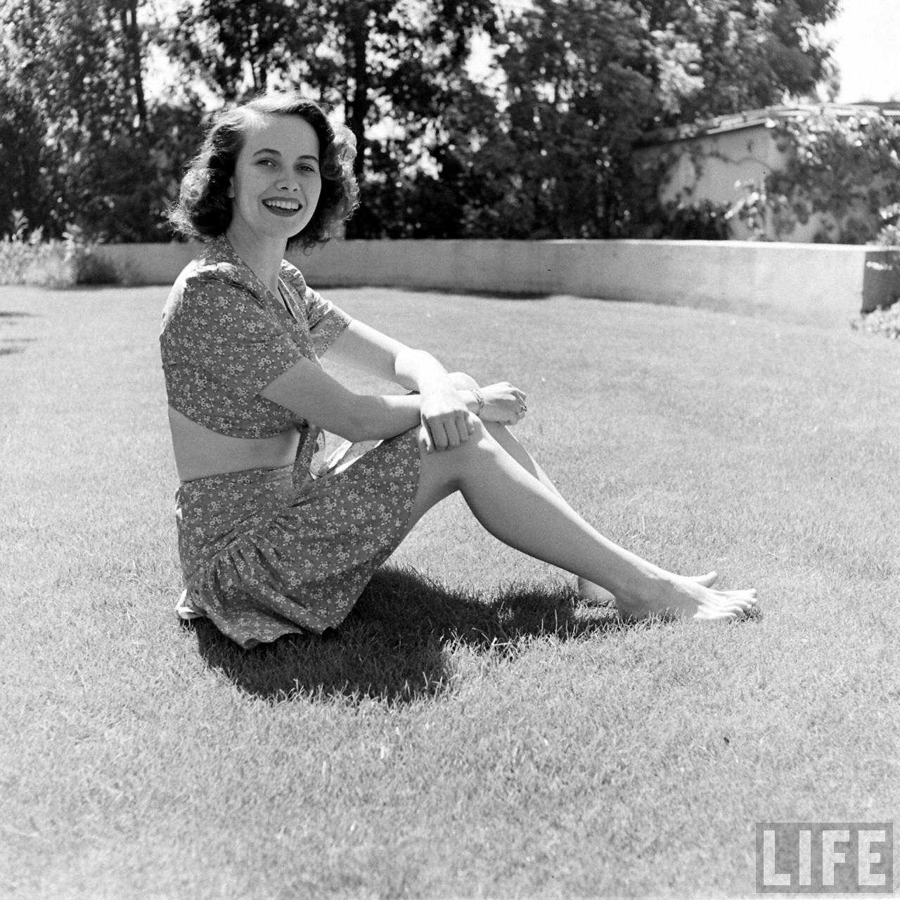 51 Hottest Teresa Wright Bikini Pictures Are Hot As Hellfire 36