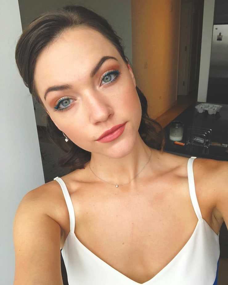 51 Sexy Violett Beane Boobs Pictures Are Hot As Hellfire 69