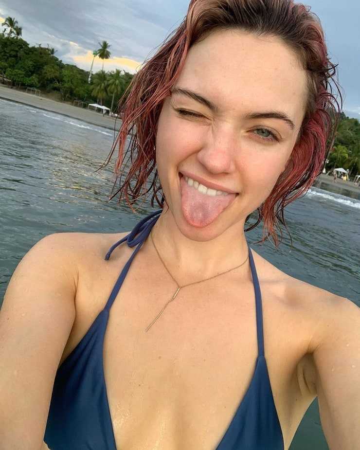 51 Sexy Violett Beane Boobs Pictures Are Hot As Hellfire 10