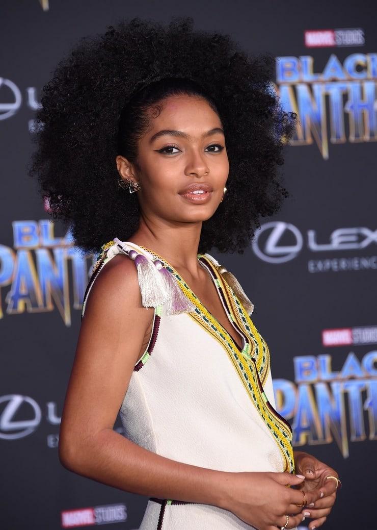 51 Sexy Yara Shahidi Boobs Pictures Will Expedite An Enormous Smile On Your Face 71