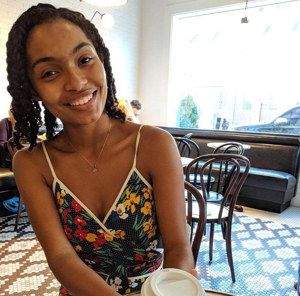 51 Sexy Yara Shahidi Boobs Pictures Will Expedite An Enormous Smile On Your Face 52