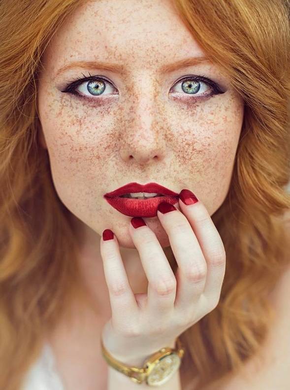 29 Beautiful Girls With Freckles 27