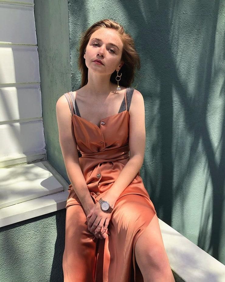 60+ Hot Pictures Of Jessica Barden Will Get You Addicted For Her Beauty 10