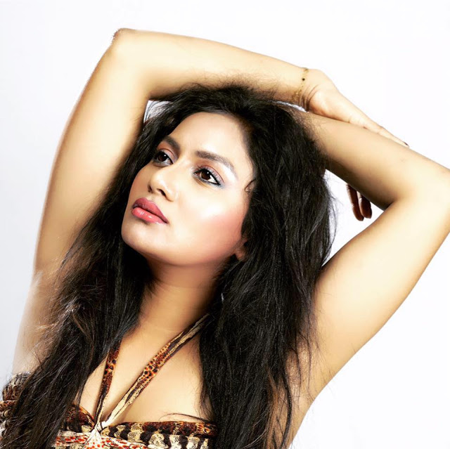 Actress Riyana Sukla Latest Hot Photoshoot Pics 4