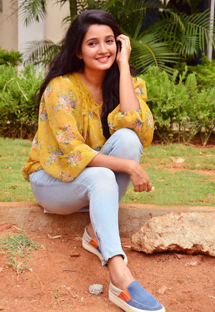 Telugu Actress Deepthi Shetty Latest Cute Photoshoot Pics 20