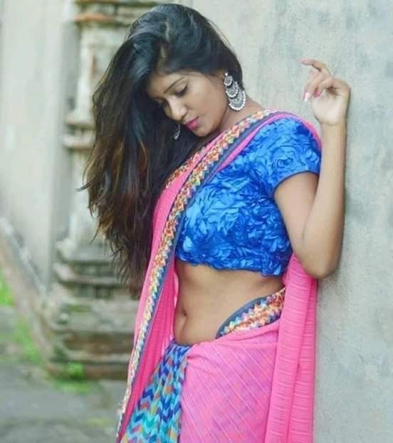 Hot Desi Model Latest Pics In Saree 3