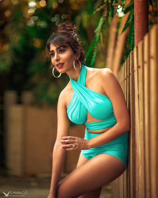 Bollywood Model Ruma Sharma Latest Photoshoot Pics 3