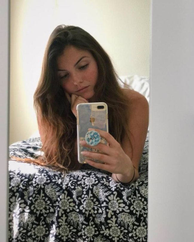 Warning Girls: Your Hot Girl Summer, I mean. Objects in mirror are as attractive as they appear (59 Photos) 81