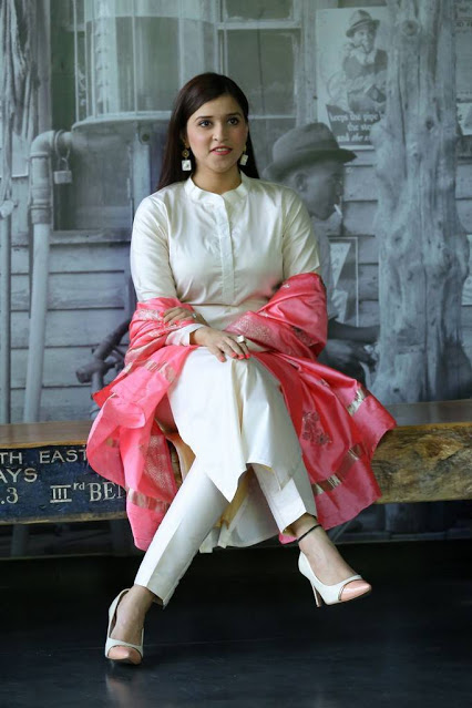 Mannara Chopra Latest Photos In White Dress 38