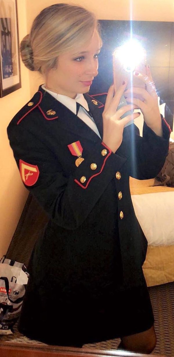 Sexy US Marine is killer hot…meet Christina Kelly (36 Photos in Instagram) 8
