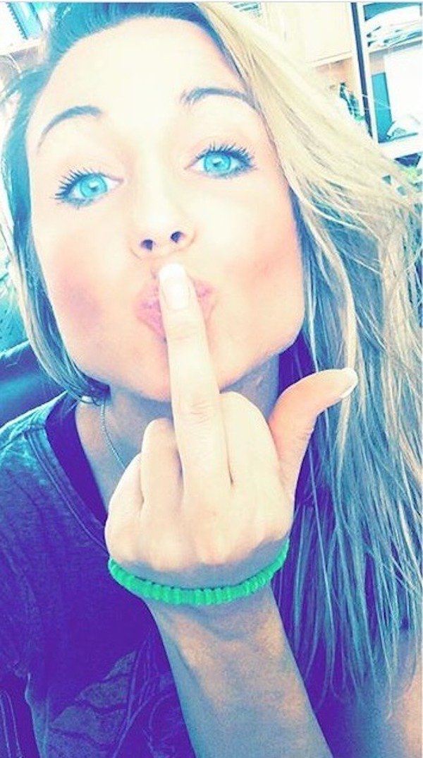 Sexy Girls Posting Silly and Funny Pictures. Goofy girls(31 Photos) 13
