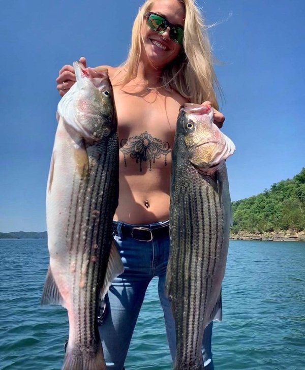 Girls FisherGirl (fishermen) in a bikini. Grab your rod, it’s time to go fishing (31 Photos) 147