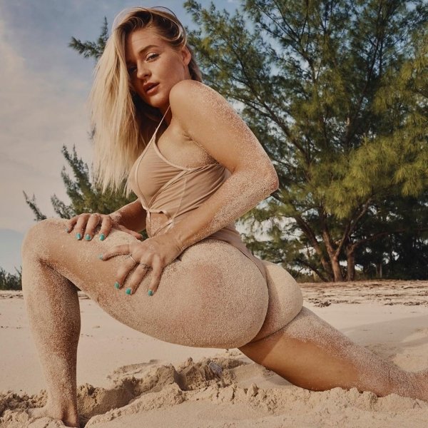 Sandy bums are the way to my heart in 2021. Who Else Needs A Vacation?(35 Photos) 18