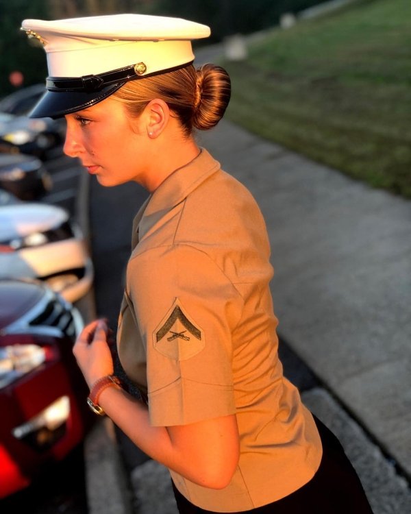 Sexy US Marine is killer hot…meet Christina Kelly (36 Photos in Instagram) 41
