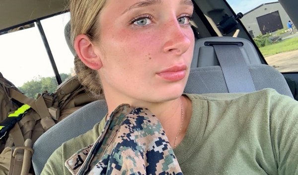 Sexy US Marine is killer hot…meet Christina Kelly (36 Photos in Instagram) 45