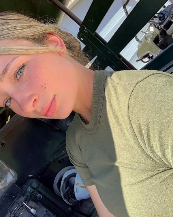 Sexy US Marine is killer hot…meet Christina Kelly (36 Photos in Instagram) 55