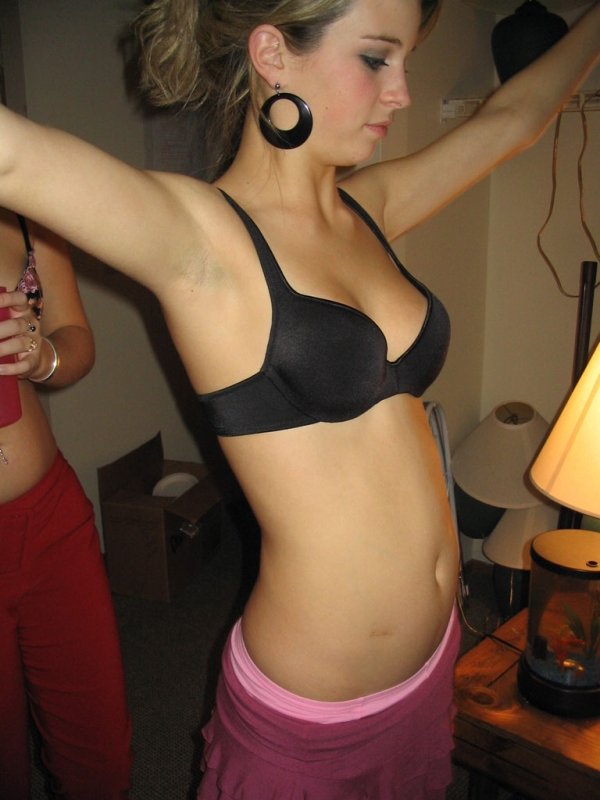 Sexy Hot Girl Cleavage Photos Selfie Night Women (100-photos) 158