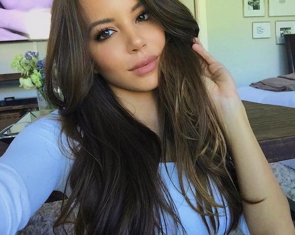 Hot Girl Shelby Chesnes Wearing Bikinis and Lingerie and Uploading to Facebook : Shelby is here to warm up your night (28 Photos) 169