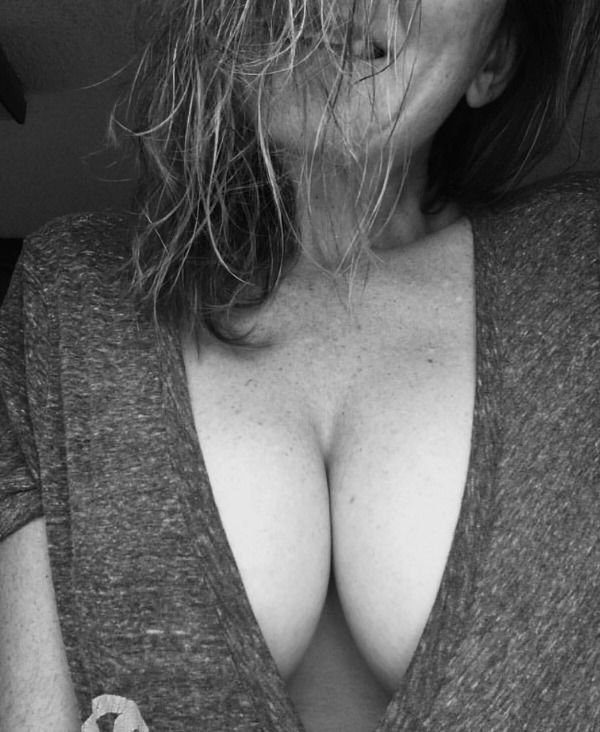 Beautifully big-chested women that will melt your eyes : FLBP takes no day off, and that’s how God intended it (49 Photos) 462