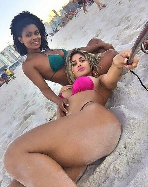 Sexy Hot Girls Big BOOBers Photos Bounce Pics Bikini Compilation New-Two words, “BooBs” (100 Photos) 146
